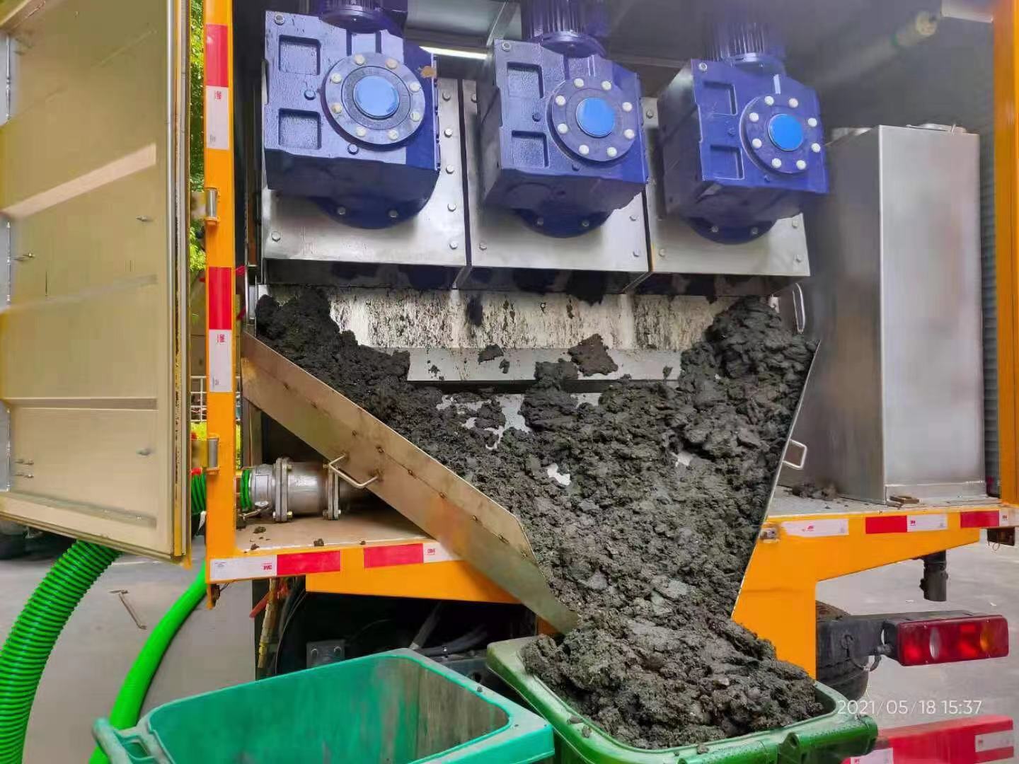 万冲镇化粪池清掏城市维护站-泥浆净化干湿分离处理